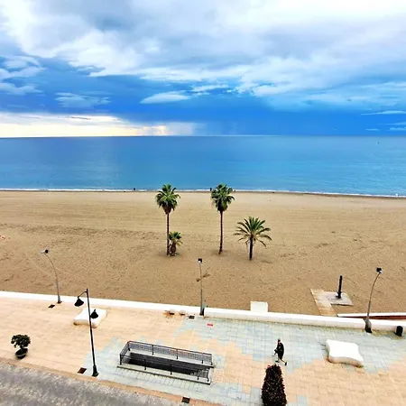 Sea Front شقة إِستيبونا
